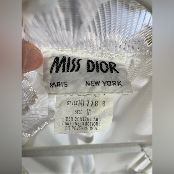 Vintage Dior Lace Ruffle Bridal Robe + Slip Set (M) in Ivory White - Picture 7 of 7